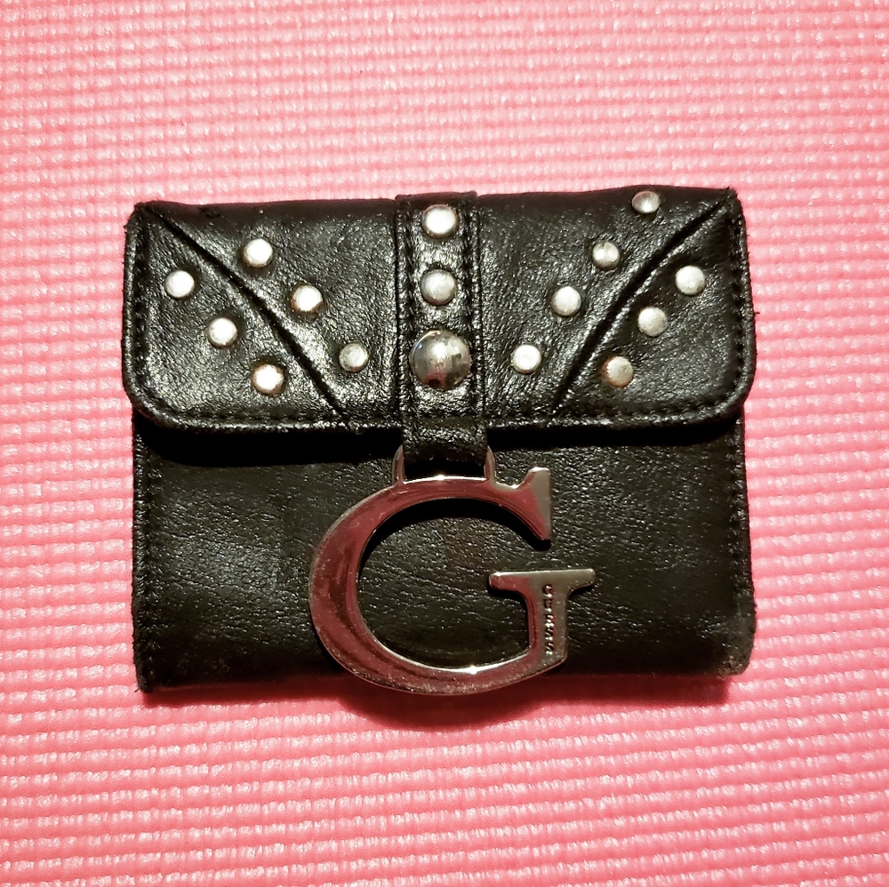 Guess wallet